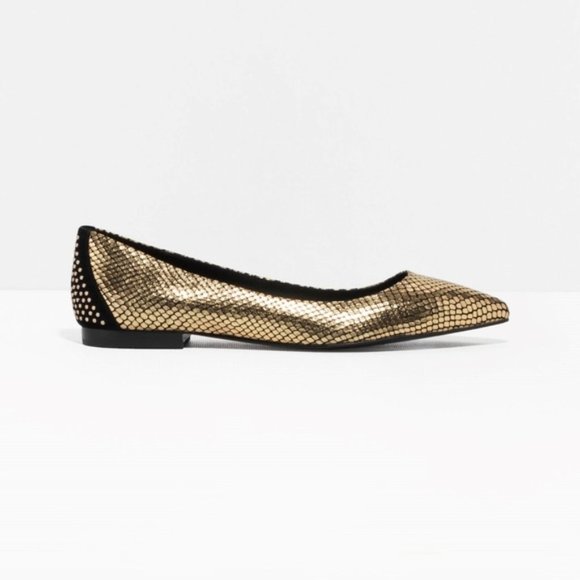 & Other Stories Metallic Gold, Pointed Toe, Reptile Flats Sz 38 w/ Studs on Heel - Picture 3 of 7